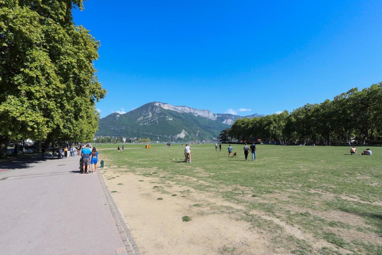 Royalement Bien ! Hyper-Centre - Wifi - Netflix - Disney Plus Annecy Bagian luar foto